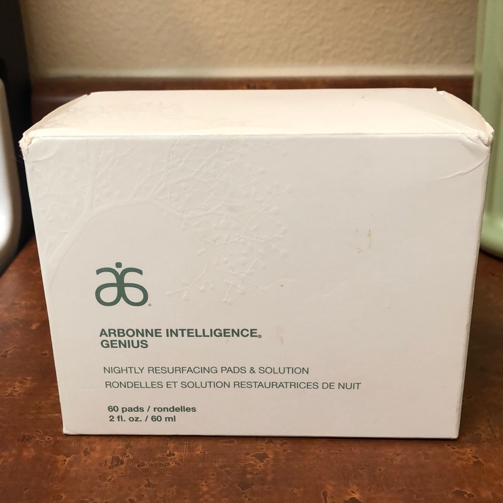 NEW Arbonne Intelligence Genius Nightly Resurfacing Pads & Solution 2fl oz